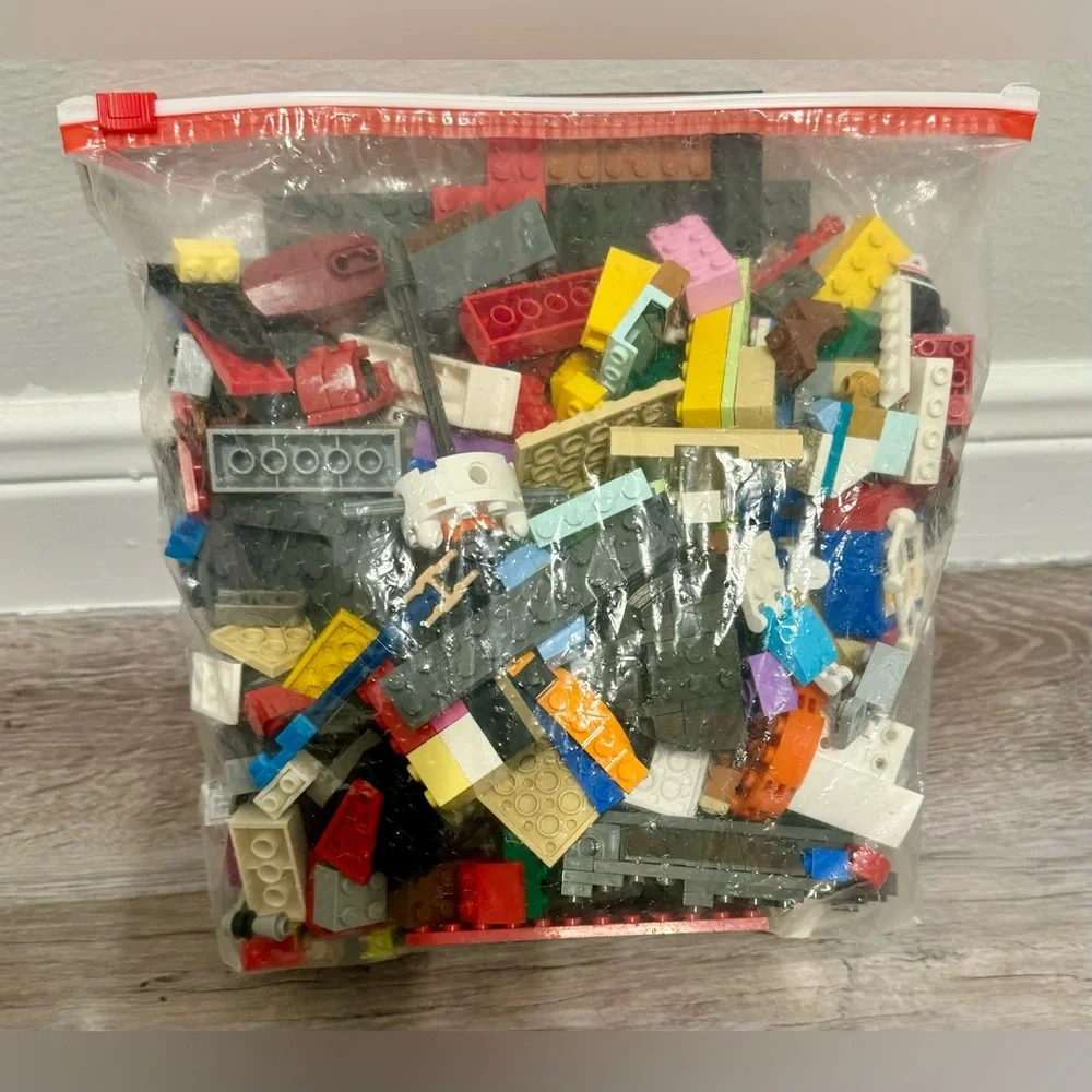 2 lbs Pounds Net weight Small Lego Bricks Assorted Parts & Pieces